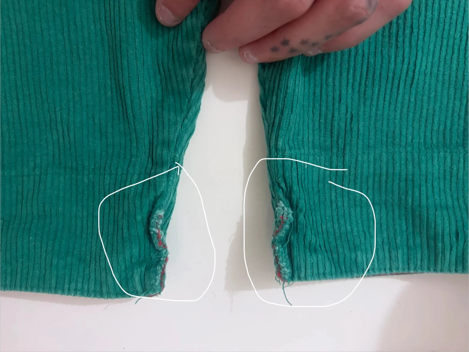 🔵 Pantalón de Terciopelo Acanalado Verde Botella – 18 meses – photo 6
